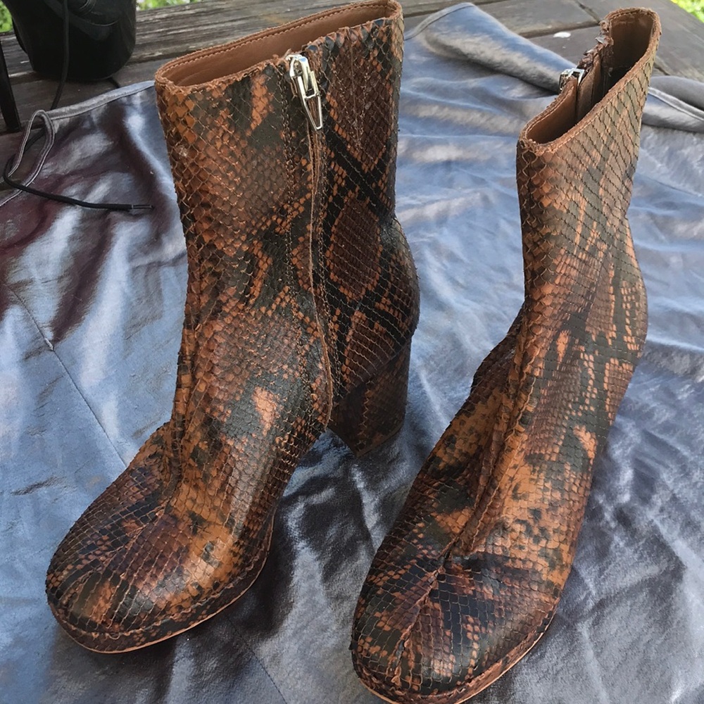 Dolce vita leather mid boots